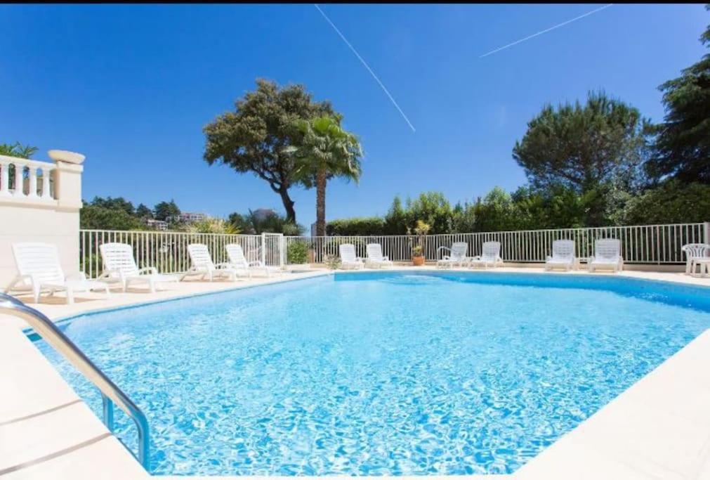 Residence De Luxe Sun Paradis, Studio Terrasse, Vue Mer Piscine Cannes Exteriör bild